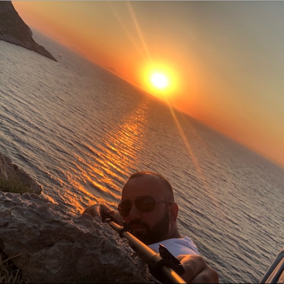 Meet your Posher, Matt - Picture 2 of 3